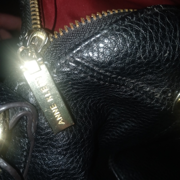 Anne Klein - Picture 13 of 13